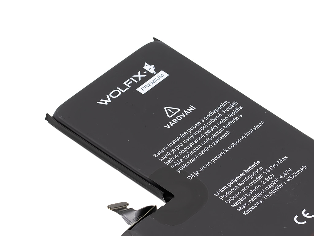 Proces výměny baterie u iPhonu 14 Pro Max v servisu Praha 5